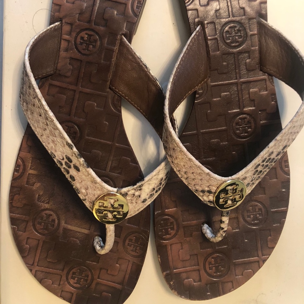 Tory Burch flats